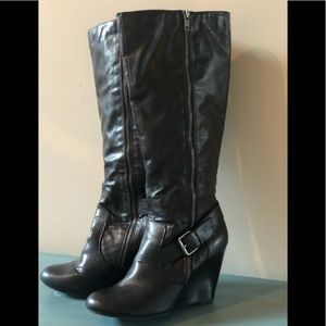 Nine West Yourgood Boot Size 8 1/2